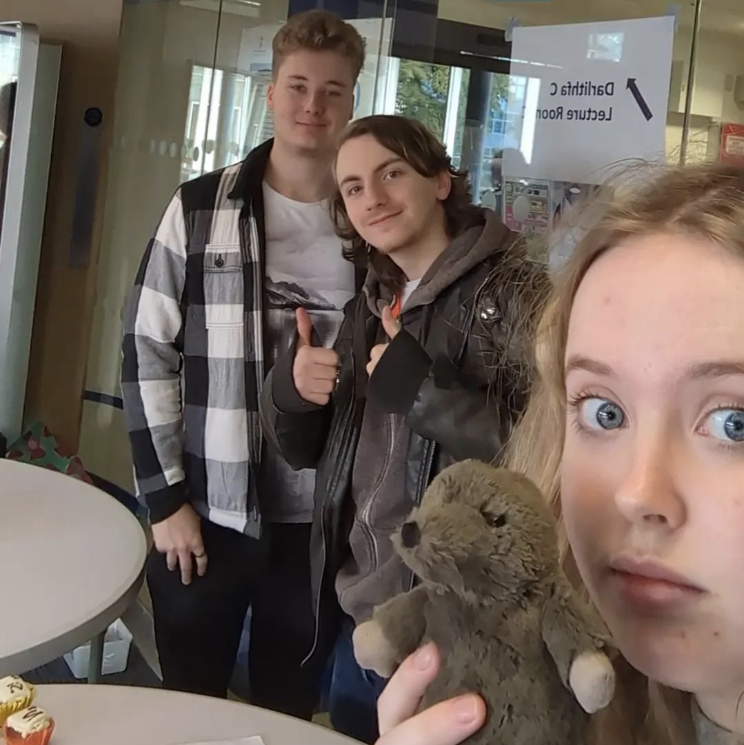 Swansea University Chemistry Society tweet media