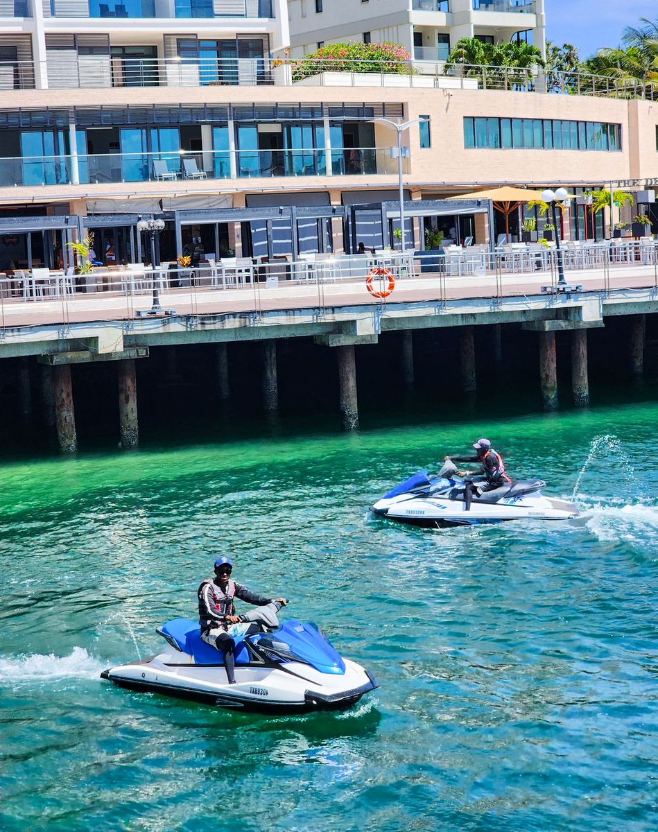 EnglishPointMSA's tweet photo. Channel your inner adrenaline junkie on a jet ski today! 🚤💦

 #JetSkiAdventures  #EnglishPointMarina #JetSkiLife #mombasa #OceanAdventures https://t.co/9HW3PTz3lw
