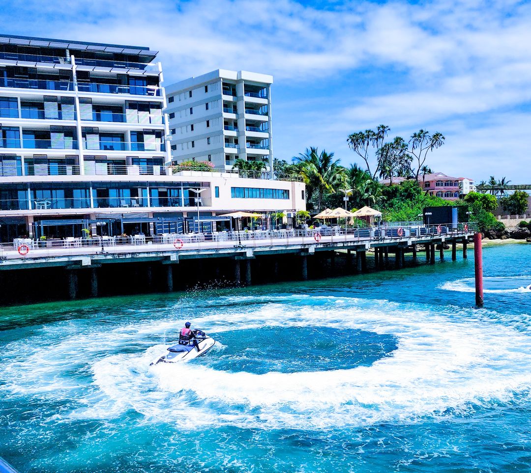 EnglishPointMSA's tweet photo. Channel your inner adrenaline junkie on a jet ski today! 🚤💦

 #JetSkiAdventures  #EnglishPointMarina #JetSkiLife #mombasa #OceanAdventures https://t.co/9HW3PTz3lw
