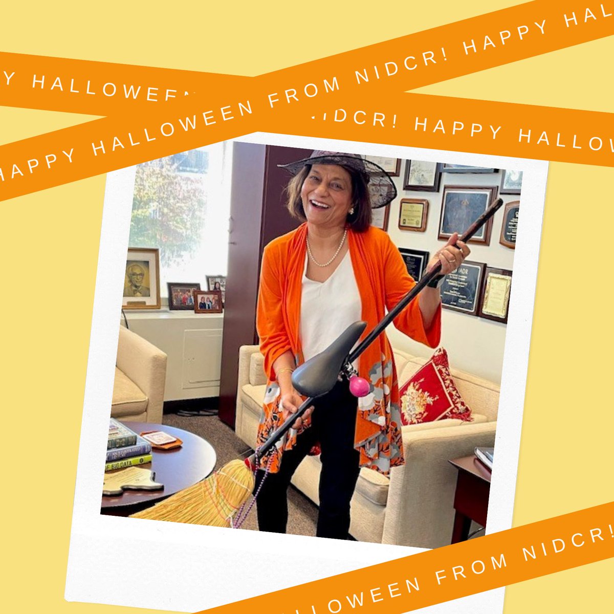 NIDCR_NIH's tweet photo. π π Happy Halloween to our dental and craniofacial community! We wish you many smiles and celebrations.
.
.
#RememberToBrush #Halloween #Spooky #Pumpkin https://t.co/XJlgHg94SE