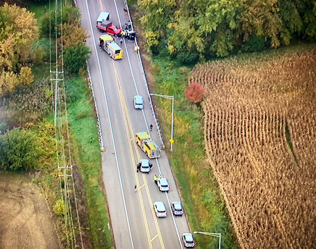 JHudsontraffic's tweet photo. #PingreeGrove #Hampshire - head on collision blocks Rt 47 between Bahr Rd & Plank Rd. A medivac chopper was sent to the scene. https://t.co/Xq0QOGm4PW