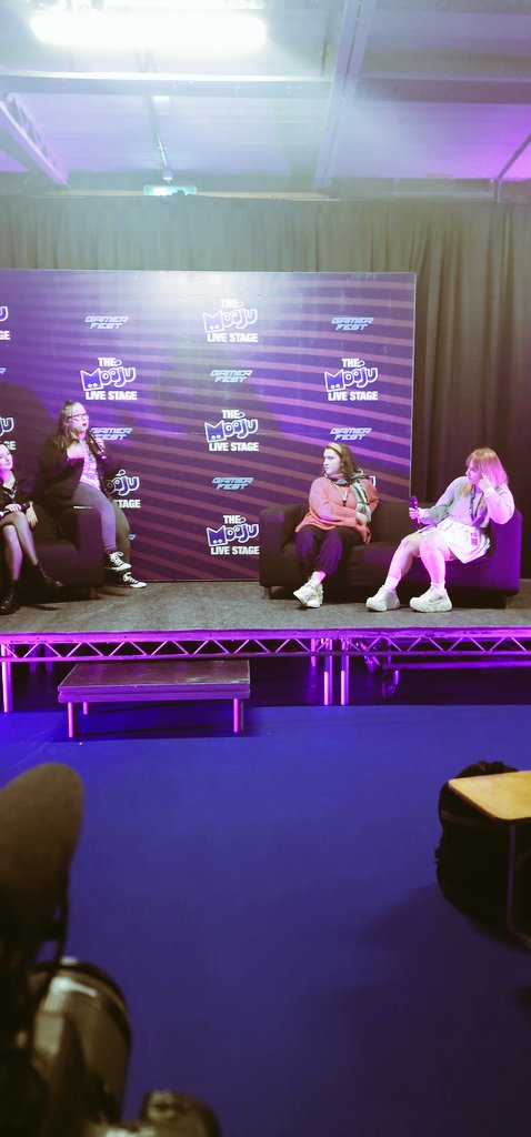 kyeyeah's tweet photo. Thanks so much to @GamerFestIE and especially @BuzzTheBeee_ for an unforgettable weekend 💙 was great to finally put some faces to the names on here and get the chance to meet everyone 💙 https://t.co/lAyTxhBCPT