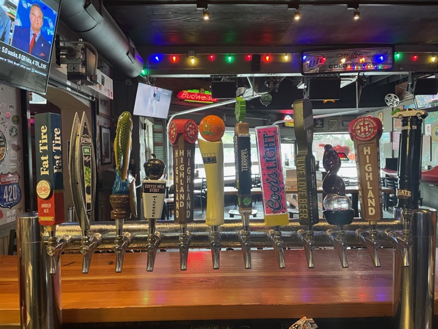 TremontTavern's tweet photo. When it’s only Monday and you already need a drink…
#CHAdrinks #MoundayMust #TremontTime #BeerMe https://t.co/Spk6tIiUro