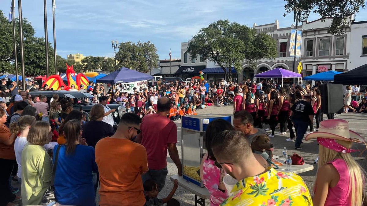 We had an awesome time at our fundraiser this weekend, and are so grateful to all of our supporters. We will continue to celebrate by posting more recaps about it. If you have any pictures or videos to share, please tag us or email them. Thanks!!!