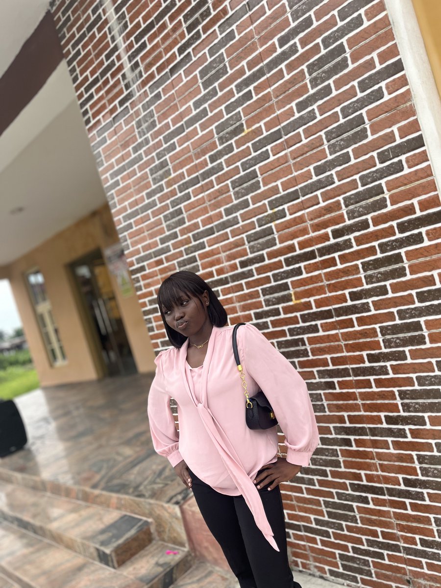 HauwaOlukoya's tweet image. Corporate Day🤩 #finalyearweek