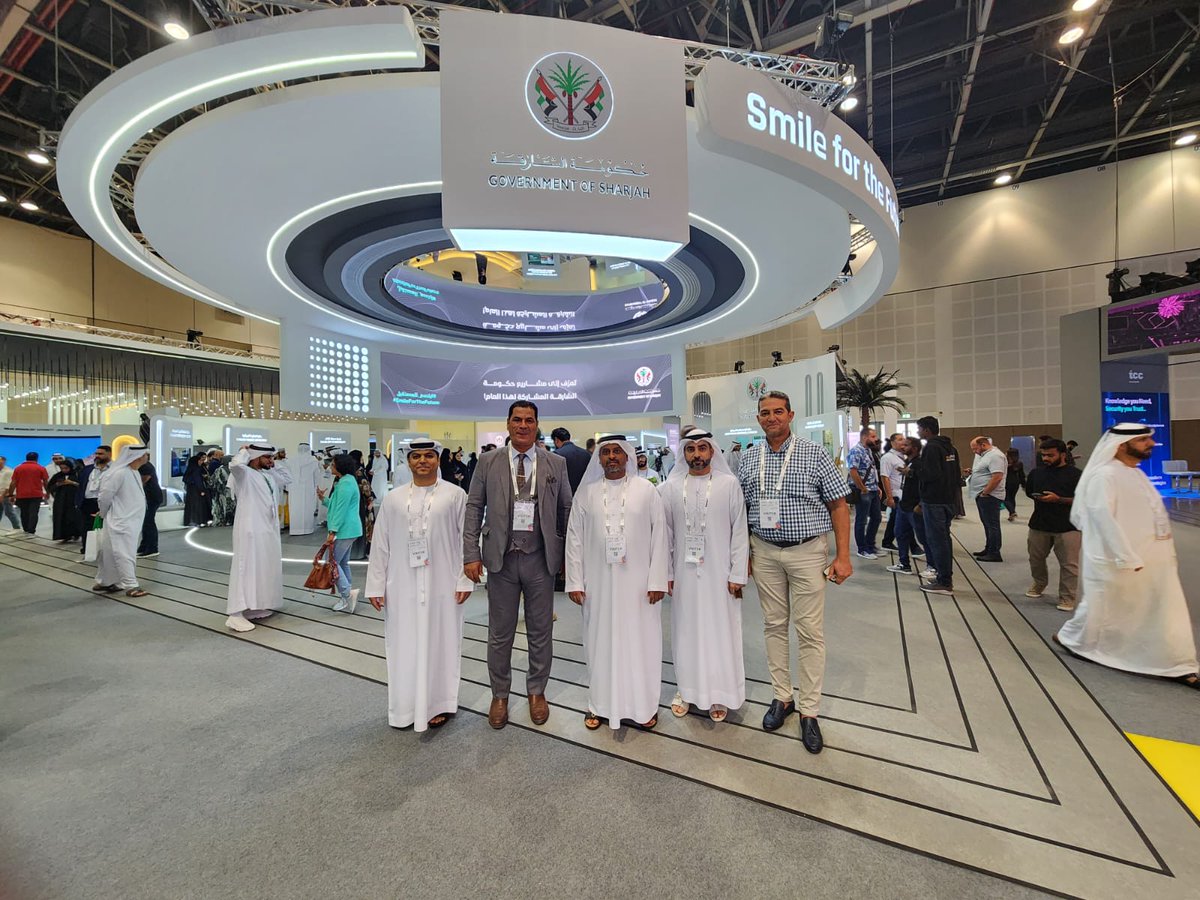 shj_taxi's tweet image. قام وفد ضم عدداً من كبار مسؤولي أجرة الشارقة بزيارة معرض جيتكس 2023 في دبي، حيث تم التعرُّف عن كثب على أحدث التقنيات وآخر ما تم التوصّل إليه من تطوّرات في قطاع النقل، بما في ذلك حلول الذكاء الاصطناعي بهذا المجال.

#SharjahTaxi #GitexGlobal2023 #AIinTransportation

#أجرة_الشارقة