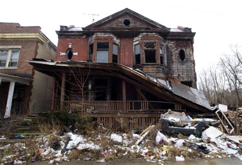 DrBenDover22's tweet photo. @TBifford I can't believe what Israel has done to Gaza.

Oh wait.... That's Detroit

#FreeDetroit #Detroit_Under_Attack https://t.co/kc2cUlfP99