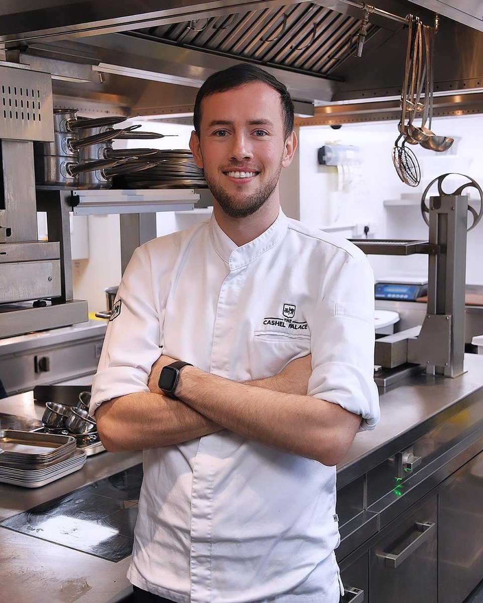 📣 Exciting News! Delighted to introduce Stefan McEnteer as new Head Chef of The Bishop's Buttery! In this new role, Director of Culinary Stephen Hayes notes his passion, dedication and a vision for culinary excellence marks an exciting new chapter. READ: cashelpalacehotel.ie/news/new-head-…