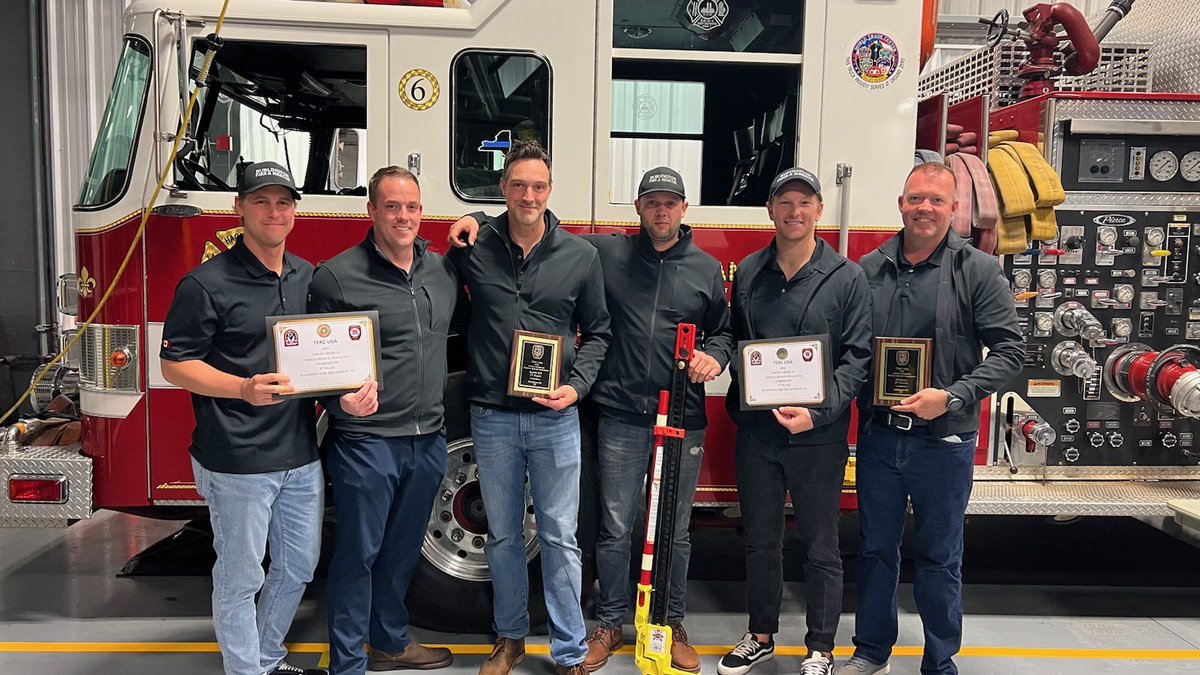 BurlingtonFire's tweet photo. Big news at #BurlFire! Our vehicle extrication team competed at the North American Vehicle Rescue Challenge in Long Island, NY. Their hard work and training paid off as they placed:
2nd overall 
3rd unlimited scenario 
2nd limited scenario
1st rapid scenario

#BFDProud https://t.co/LKlDtZj9Kk