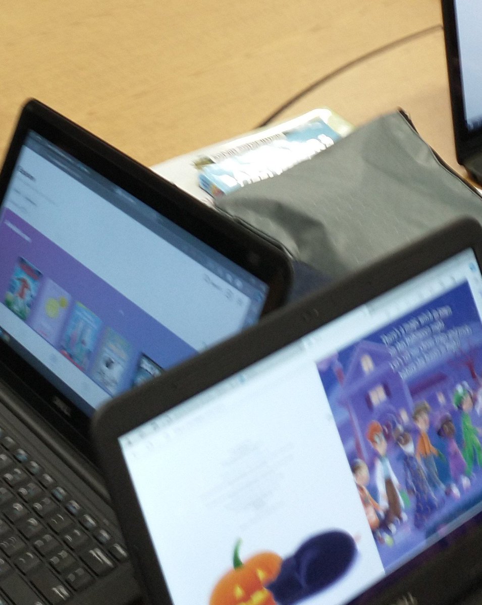 juliadanielloeb's tweet image. Happy Canadian School Library day! During school library visits we learn that we can access digital books as well as print! Today Mrs Vavro&apos;s class explored @Sorareadingapp for the first time! @CdnSchoolLibrar @oslacouncil #CSLD2023