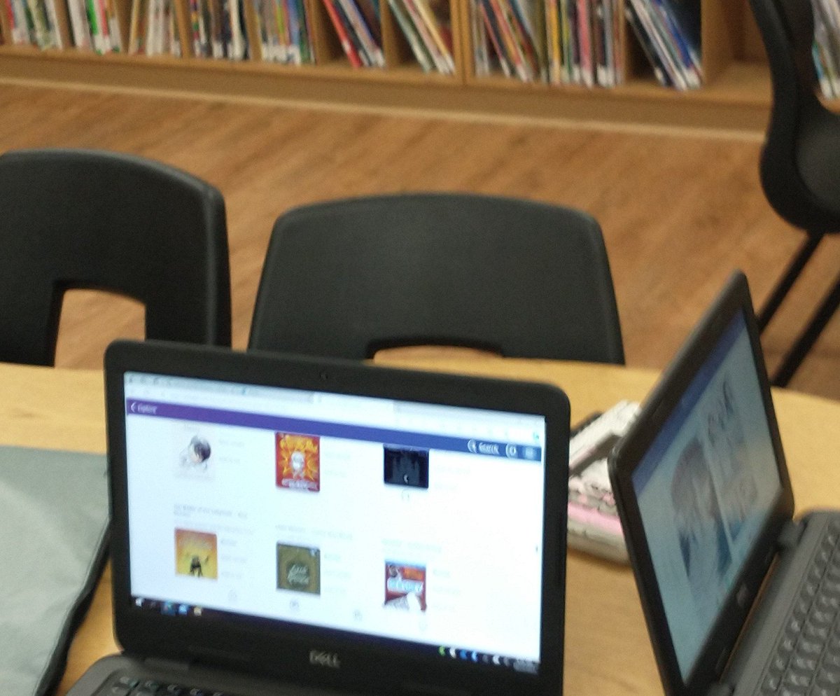 juliadanielloeb's tweet image. Happy Canadian School Library day! During school library visits we learn that we can access digital books as well as print! Today Mrs Vavro&apos;s class explored @Sorareadingapp for the first time! @CdnSchoolLibrar @oslacouncil #CSLD2023