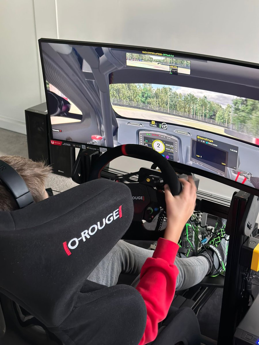 Exype_'s tweet photo. Join our #virtual2reality program !
@orougesimgear https://t.co/gnGIZlp3FM
