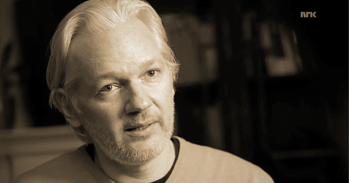 thetrustfalldoc's tweet photo. "The decision to extradite Assange imperils journalism everywhere" 
- Australia's Journalists Union
Support the film here: https://t.co/3OSWpFODiB  #FreeAssangeNOW #Assange #FreeAssange #NoExtradition #FreeSpeech #PressFreedom" https://t.co/7Ucpv6CIXB