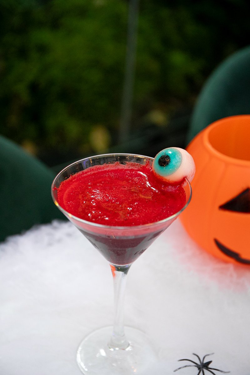 seventhbrunch's tweet photo. #Spookymonth and #deliciousfood has arrived at #SeventhBrunch 🎃🎃🎃 https://t.co/kyPq9hZpn9
