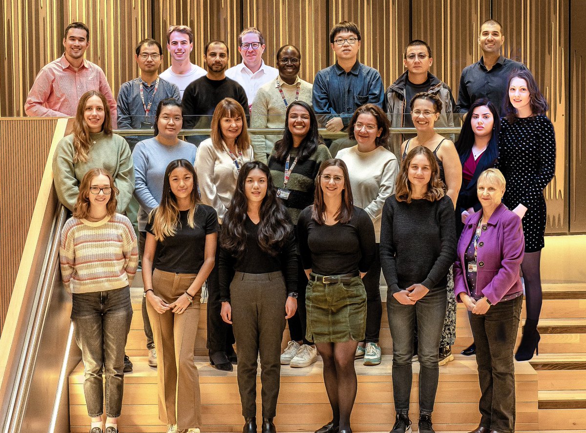 CVR_Research's tweet photo. The Annual Robinson Group Photo! 🪩
Class of 2023-24
@KavliOxford @KavliFoundation @OxfordChemistry
#TeamMS #MassSpectrometry https://t.co/AoznxVnfZD