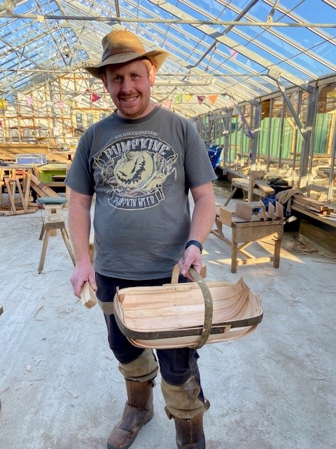 HandsofHopeUK's tweet image. What a wonderful weekend of Sussex Trug Making at #HopeFarm. Subsidised by #HeritageFund as part of our Living History Programme and delivered by #sussextrugs led by Robin Tuppen and his team, I would like to thank all of our participants.
#heritagecrafts #heritageskills