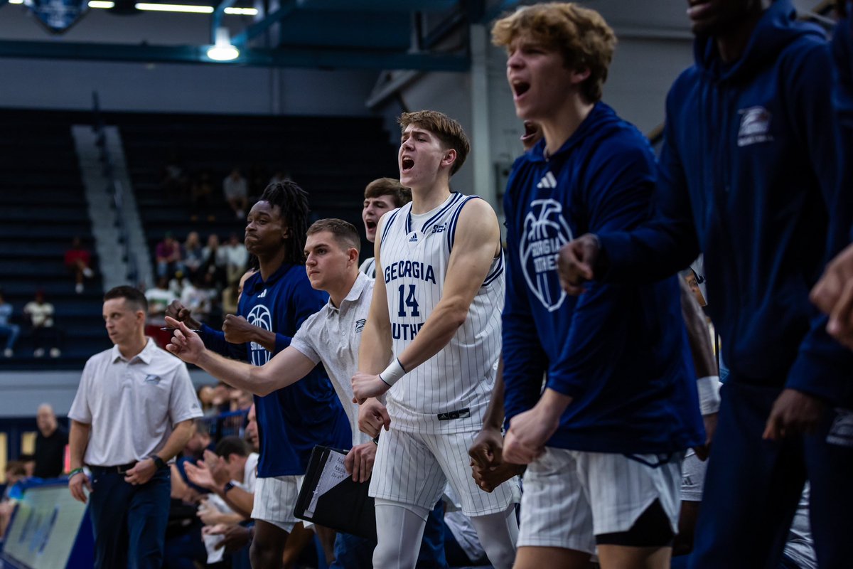 GSAthletics_MBB's tweet photo. Good to see some new faces take the court as Eagles for the first time 🫡
#HailSouthern https://t.co/sTrbzNkTKq