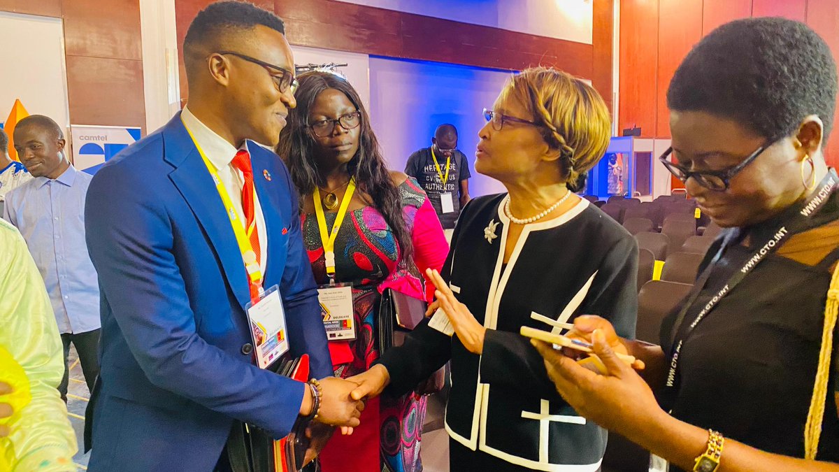 nzometia_n's tweet image. #DigitalWeek Experience 

After my speaking engagement at Digital Week 🇨🇲, the Secretary-General of @CTO_ICT, Mme Bernadette Lewis said, &quot;Wow, I was so amazed by your presentation and I will love to take one of the nTron Kits back to the UK 🇬🇧&quot;.

#nTron #Tech #Education #STEM