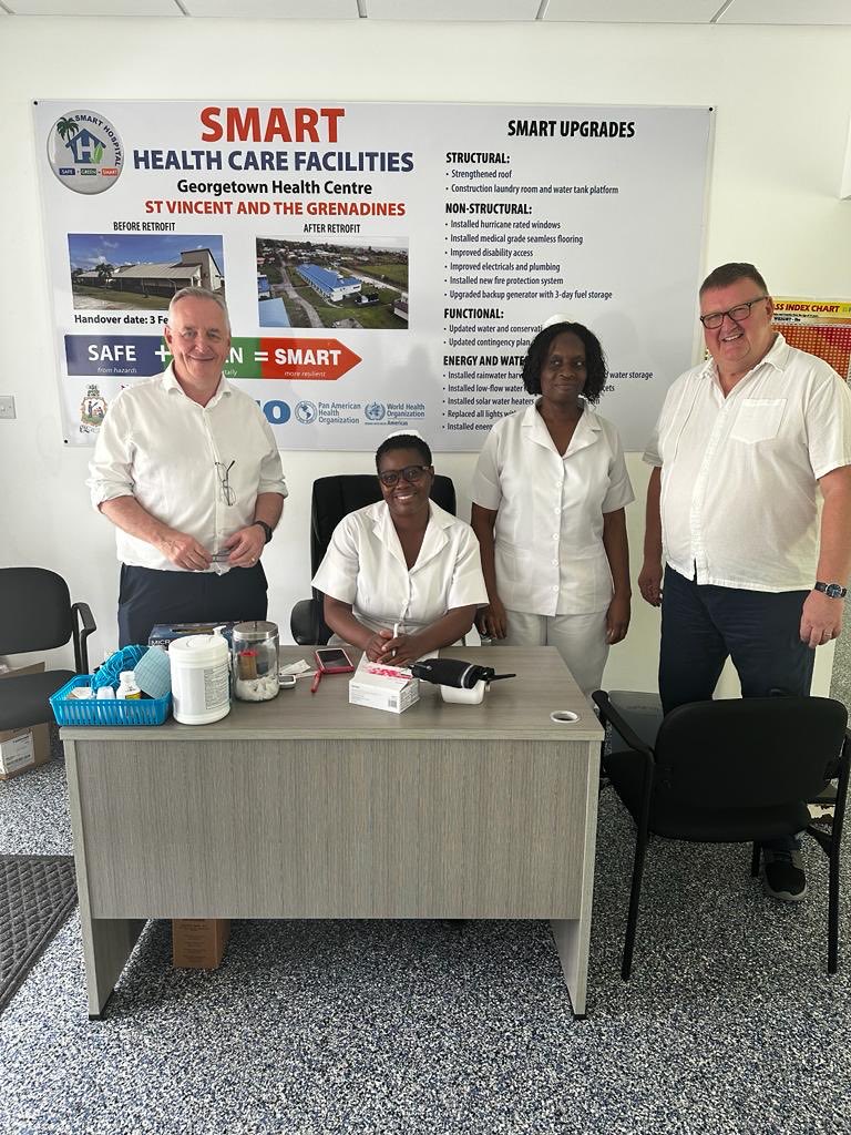 Delighted to have Prof Ged Byrne, Director of NHS Global, in St Vincent. We had a very informative visit to Georgetown Smart Hospital. @SeonSamuel @UKinCaribbean