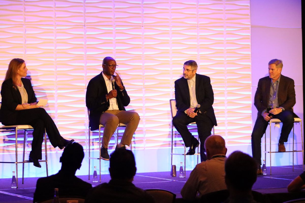 LNSResearch's tweet photo. What a terrific #TheIXEvent last week in Chicago. It was truly inspiring & so much fun engaging with the industry & hearing leading industrials share valuable firsthand insights into their transformations.
Again, thank you to all who participated.
#FutureOfWork #Connectivity https://t.co/9qqHVU3lOl