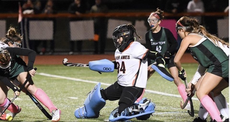 OAHSFH22's tweet photo. Celebrating the class of 2024 - Captain Olivia O’Rourke🐅🧡

-goalie
-when we left the balls on the bus &amp; we had to run the entire next practice
- my teammates &amp; all the fun memories from previous seasons &amp; the amazing coaches
- attending Saint Anselm college to play lacrosse! https://t.co/wJG7OQUxKi