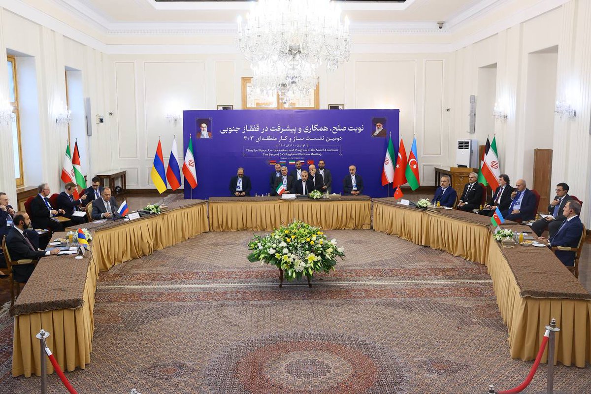mfa_russia's tweet photo. π€ Russian Foreign Minister Sergey #Lavrov takes part in the Ministerial Meeting of the Consultative Regional Platform "3+3" for the South Caucasus.
π Tehran, October 23 https://t.co/f6Ib4DDYtx