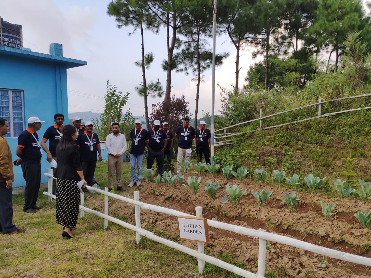 FoundationIifl's tweet photo. IIFL Foundation organised an exposure visit for member of Panchayati Raj Institution (Sarpanchs) from Rajasthan to #Mawlynnong Village in #Meghalaya, the cleanest village in Asia. The visit was a vision of @Madhujain1609 &amp; successfully undertaken with support of @MeghalayaGov https://t.co/lCx1Km2dvj