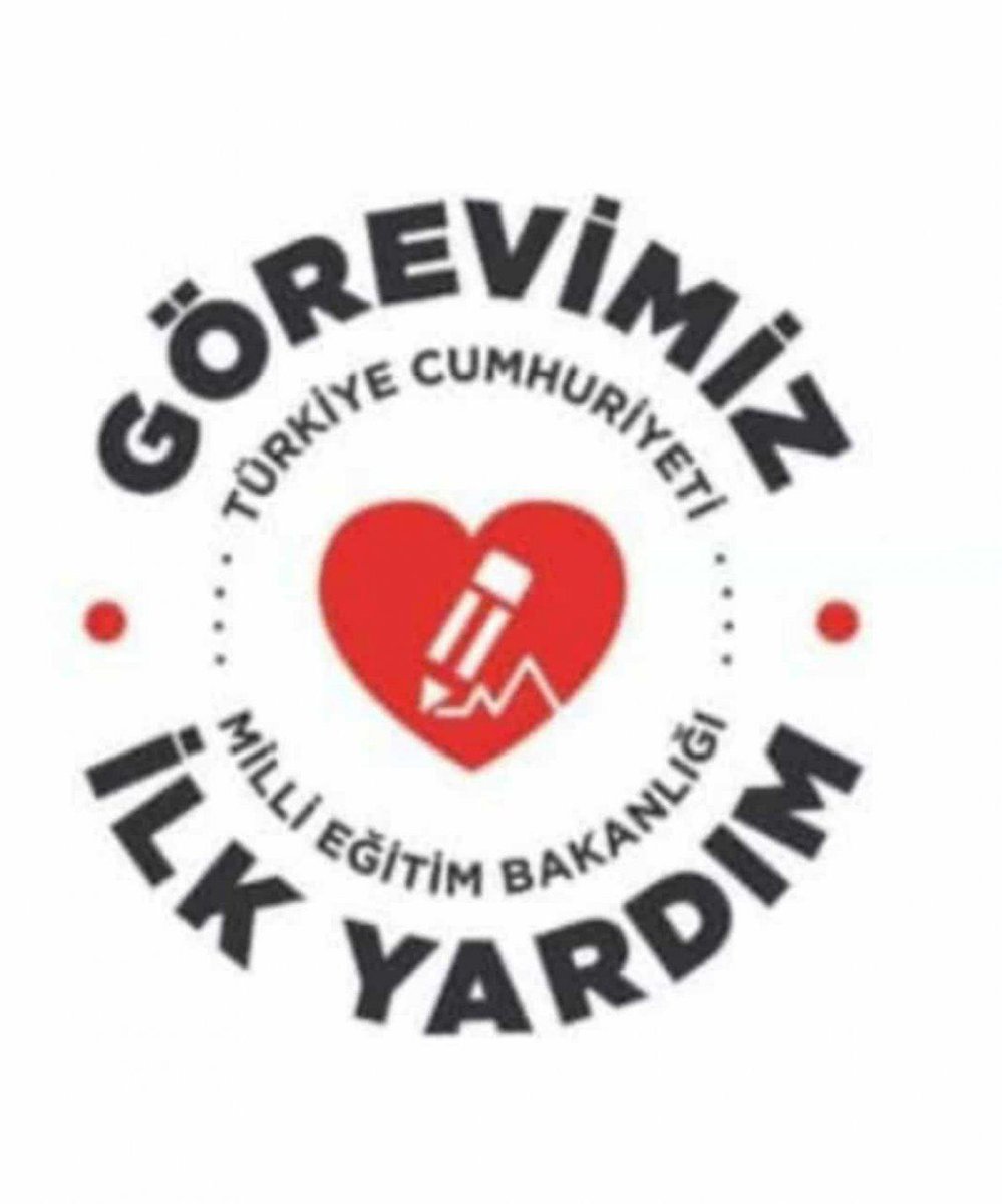 Bakanlığımız, İlk Yardım Eğitici Eğitim Merkezinden eğitim alarak görevlendirilen Fatoş Öğretmen, Diyarbakır'da gerçekleşen trafik kazasında 5 kişiye; temel yaşam desteği, rentek manevrası, koma pozisyonu gibi müdahalelerle hayat kurtardı. <a href="/tcmeb/">Millî Eğitim Bakanlığı</a> <a href="/Yusuf__Tekin/">Yusuf Tekin</a> <a href="/omurfatih/">Ömür Fatih Karakullukçu</a>