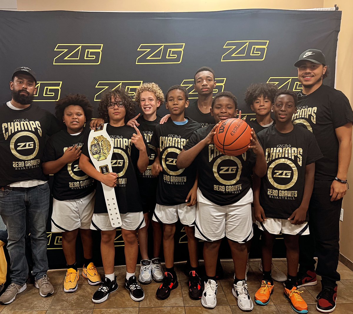 MassWarriorsBB's tweet photo. Champs! https://t.co/jlxpHjd2hd