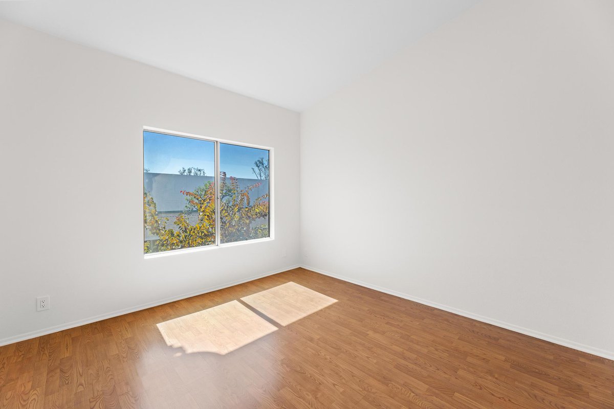 PadStyler's tweet photo. Virtual Staging is the future of Real Estate Marketing. Are you using it yet? See the Before &amp; After photos from our latest project.
#californiarealestate #texasrealestate #denverrealestate #floridarealestate #atlantarealestate #houstonrealestate #dallasrealestate https://t.co/NGGYihEZEf