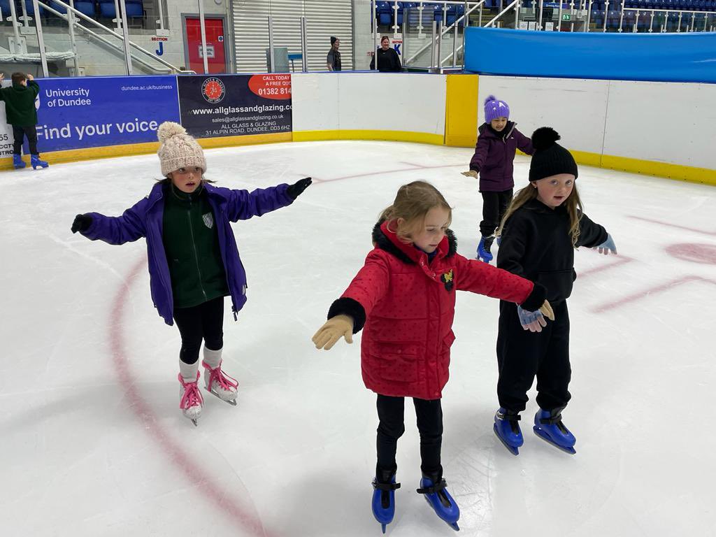 ActiveSchAngus's tweet photo. βΈοΈ What a great start to our new block of #IceSkating with P3βs from @seaview_ps & @BirkhillPrimary More Ups than Downs πͺπ Thank you to @Ice_Dundee for making this happen π #SportForAll #ActiveMonifieth @SchoolAngus @AngusCouncil @MonifiethHWB @MonihighPE βΈοΈ https://t.co/QcaKuJZqbu