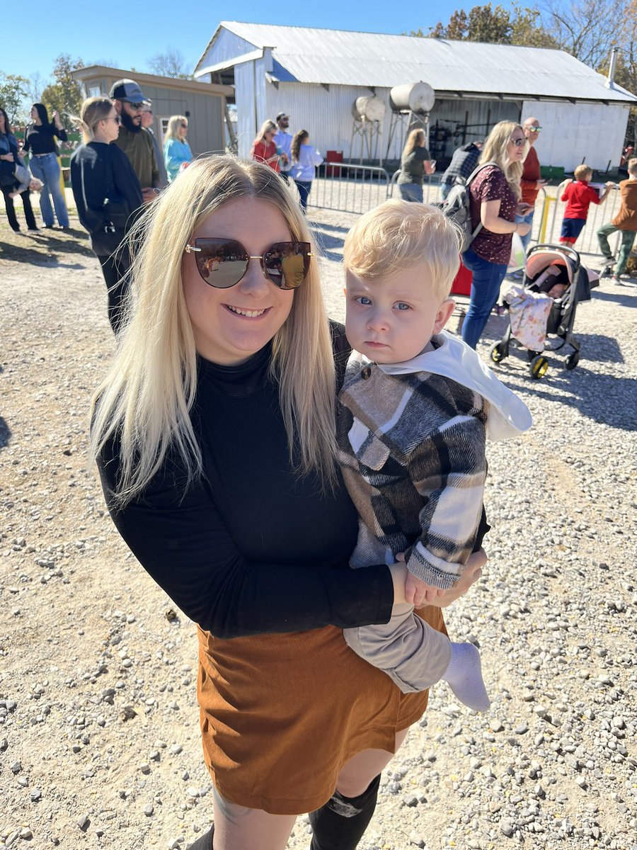 CheyStufflebean's tweet photo. Wouldn’t trade being their mommy for anything in the world 🤍 https://t.co/UsyFriEx5j