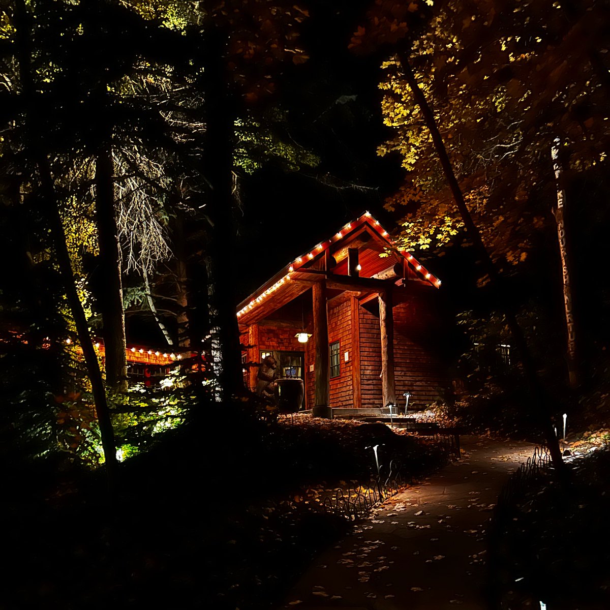 RutterLab's tweet image. Interesting fact: Jared joined the @UUtah the same year as @CoachUrbanMeyer! (only one of them lasted for 20!) @Utah_Football

Please share your favorite @RutterLab paper/memory from the past 20 years below!👇🏼🙏🏼#MitoMonday #LateNightWithTheRutterLab