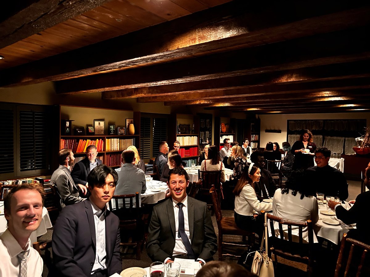 RutterLab's tweet image. Interesting fact: Jared joined the @UUtah the same year as @CoachUrbanMeyer! (only one of them lasted for 20!) @Utah_Football

Please share your favorite @RutterLab paper/memory from the past 20 years below!👇🏼🙏🏼#MitoMonday #LateNightWithTheRutterLab