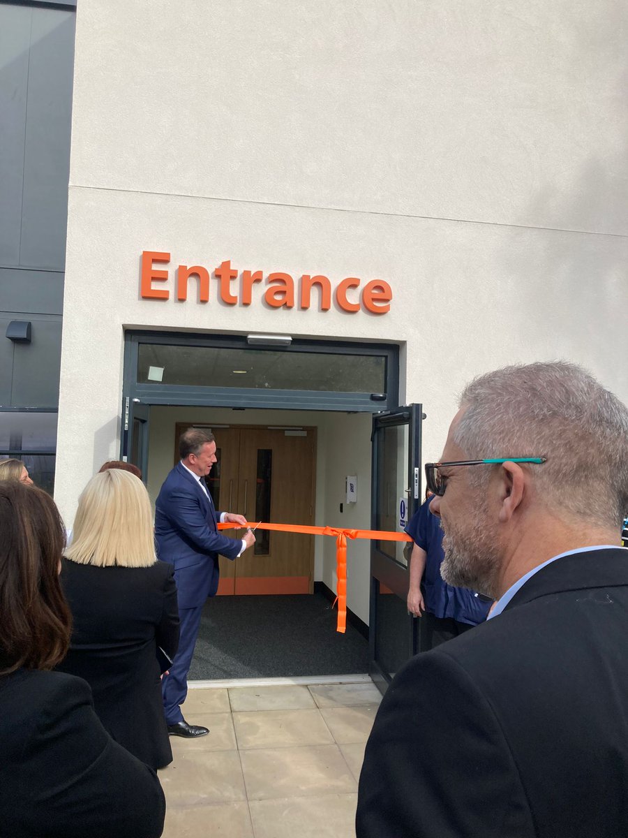 _DaisyBenson's tweet photo. It was great to attend the ribbon-cutting of the new Endoscopy Unit at the Hospital of St Cross @nhsuhcw this morning.  It will help patients across Rugby and Coventry get better access to endscopies at a time we've seen demand increase 35% across our region. Well done all! 🏨💙 https://t.co/ByRCZWibJj