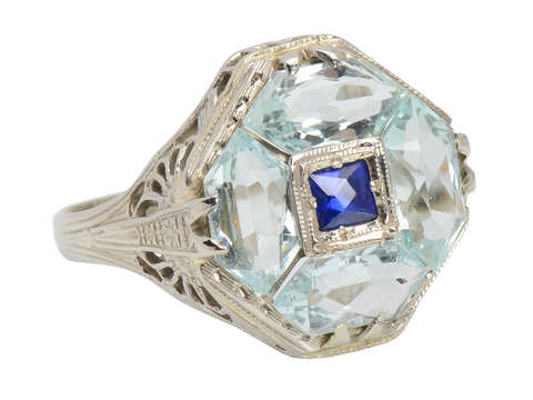 The Three Graces tweet media