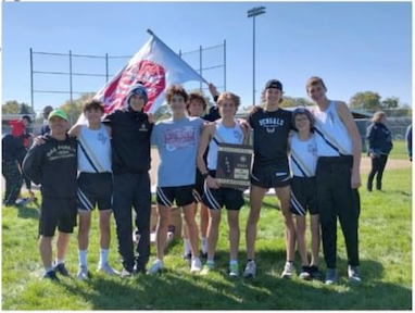 ExperienceOFHS's tweet image. We don&apos;t mean to BRAG, but our @BengalBoysXC team won the Regional Championship this weekend, the first time since 2009! Congratulations, Bengals, for all of your hard work! #TheBengalWay #Runrunrun