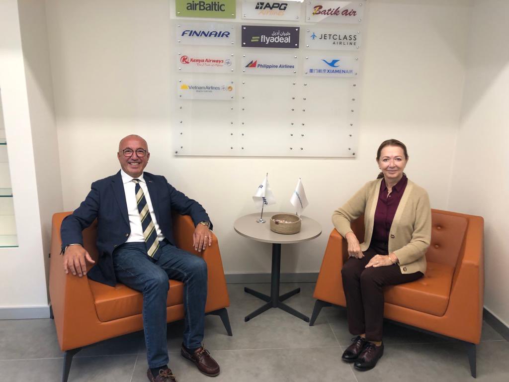 numanolcar's tweet photo. Excited to share experience and knowledge at the new office of @APGTurkey ! It was a pleasure to welcomed by Ferzan Unlusoy and her great team.
I am grateful for the kind invitation and the warm hospitality.
#APGTurkey #networking #success @tursaborgtr https://t.co/mC4wwldcow