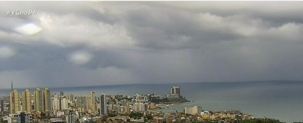 limaito's tweet photo. Boa tarde, primavera, com clima de verão e a segunda com cara de inverno, pra refrescar um pouco. Tudo perfeito! Só na Bahia acontece esse fenômeno. Deus me livre não ser baiano, se não fosse seria invejoso.#TamoJuntoBMD https://t.co/38gUcau4xJ
