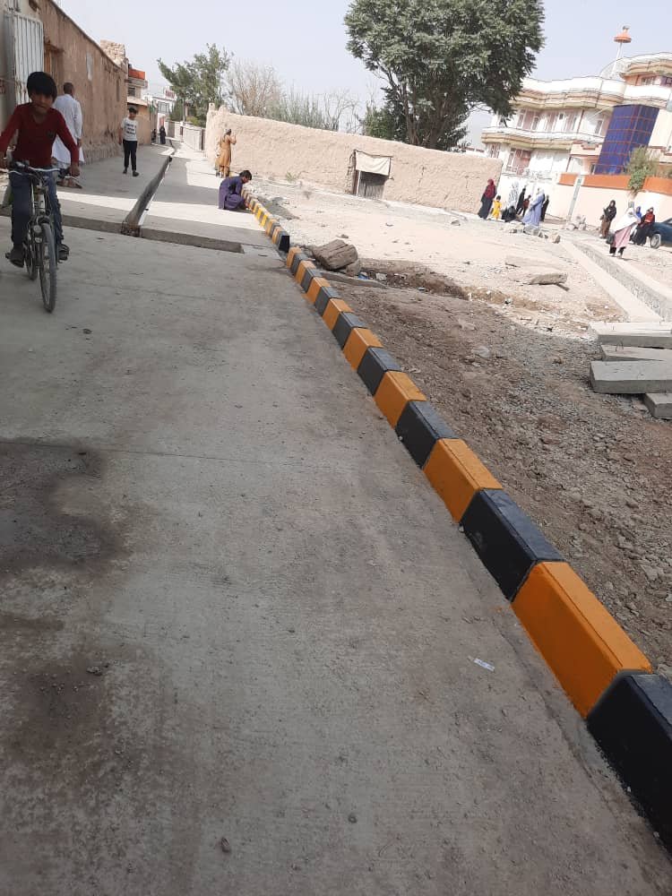 Erfan_A_Ali's tweet image. Highlighting impactful strides in urban development. Thanks to @UNHabitatAfg 🇦🇫 and support from @AHF, we've completed 659m concrete road and drainage project in Kabul, enhancing urban infrastructure. Another milestone in improving lives! #UrbanDevelopment #CommunityProjects