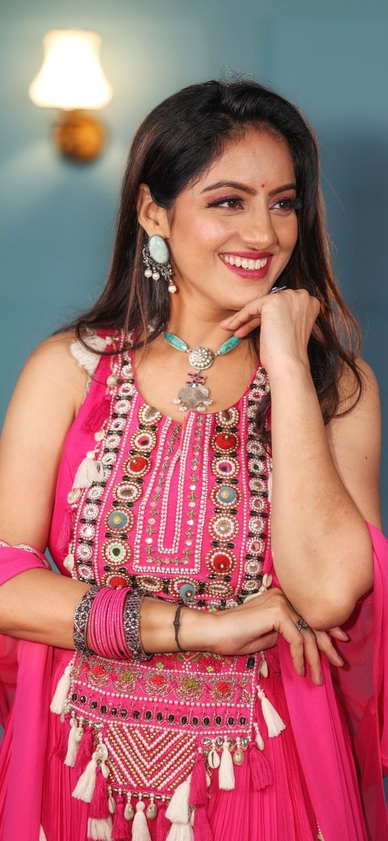 Lovely_Queens1's tweet image. #deepikasingh