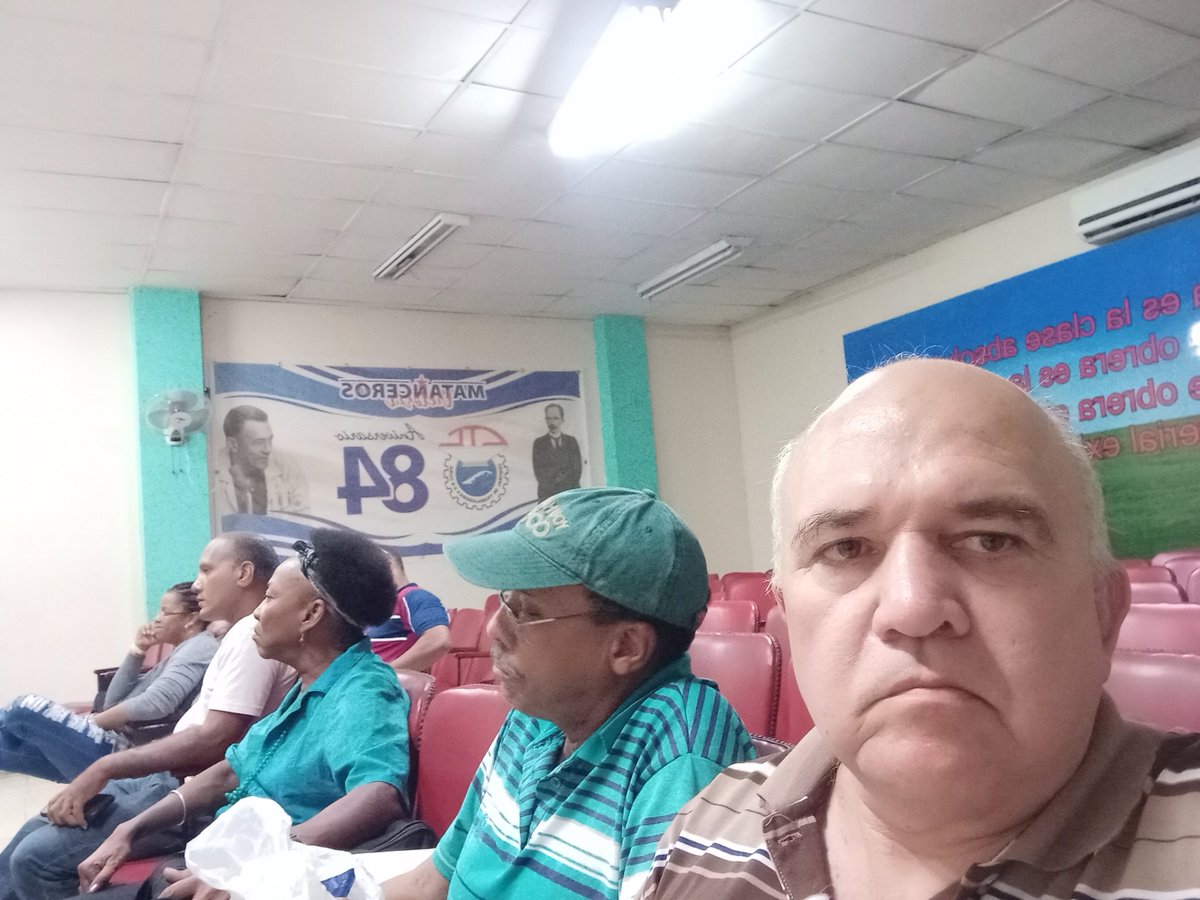 Reunión de la Asociaciones Cubana de Comunicadores Sociales en Matanzas ⁉️🤝💛⚖
#Matanzas330 #CubaMinjus #MatanzasEnamora #MatancerosEnVictoria #UnidosXCuba <a href="/de_alojamiento/">Empresa Provincial de Alojamiento Matanzas</a> <a href="/gpppmatanzas/">Gobierno Provincial del Poder Popular en Matanzas</a> <a href="/mariofsabines/">Mario Sabines Lorenzo</a> <a href="/SuselyMorfaG/">Susely Morfa González</a> <a href="/mariofsabines/">Mario Sabines Lorenzo</a>