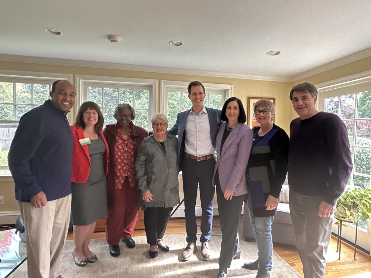 Pleased to join colleagues and friends at kick-off re-election campaign in Newton for ⁦⁦@JakeAuch⁩ Auchincloss, representing MA Fourth Congressional District. Addressed support for MBTA Housing Communities Act, climate control, improved transportation and more. ⁦⁦⁦