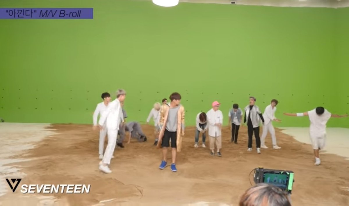 eunoia__svt's tweet photo. From filming on sand and 1$ green screen to sending a mic in the space for the mv, oh seventeen your journey is for the history books! 

@pledis_17 #세븐틴 https://t.co/Z5hovA4VK1