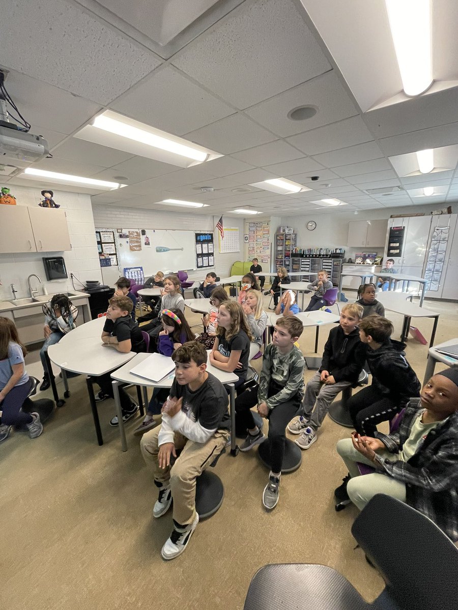 Julie Hoehing tweet media