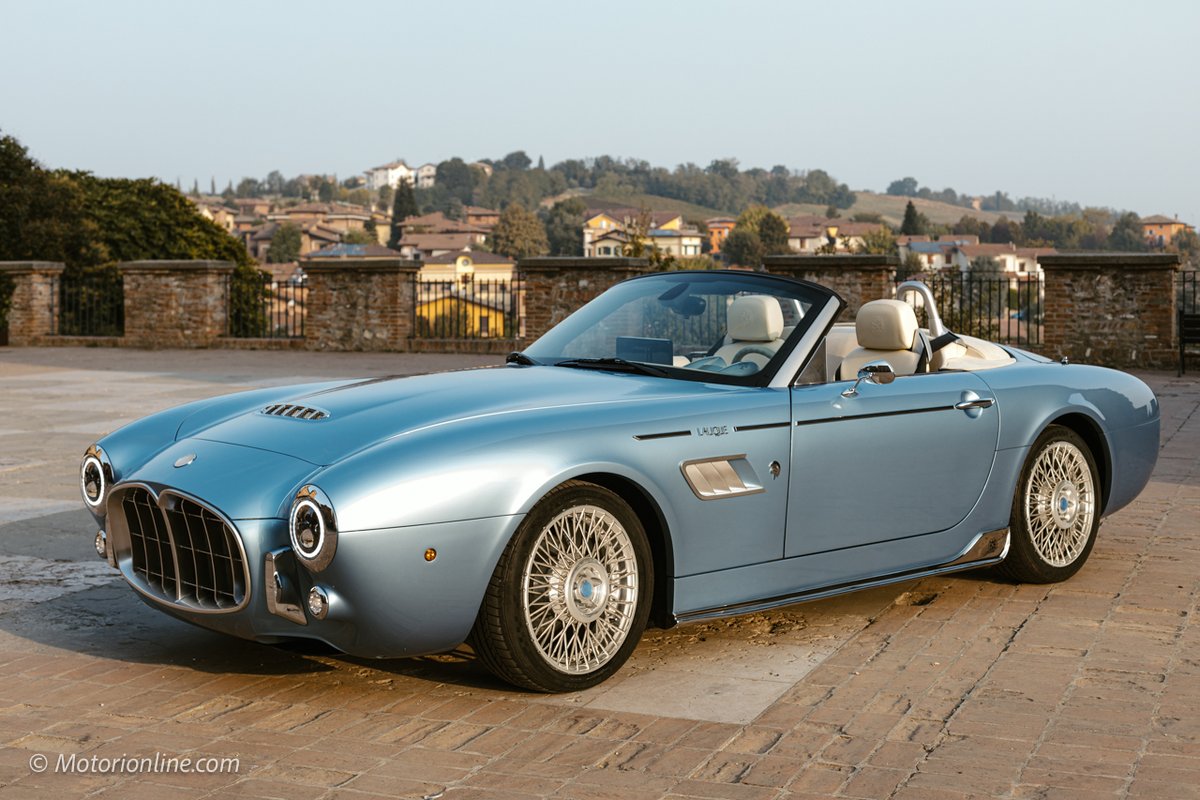 motorionline's tweet photo. C'è il premium. Poi il lusso. Infine c'è la vera esclusività. Abbiamo potuto toccare con mano la @AresModena Wami @lalique Spyder, un gioiello da mezzo milione di euro!

#Motorionline #AresModena #Lalique

https://t.co/Y9pKcFBRYc https://t.co/RLXaOyvy54