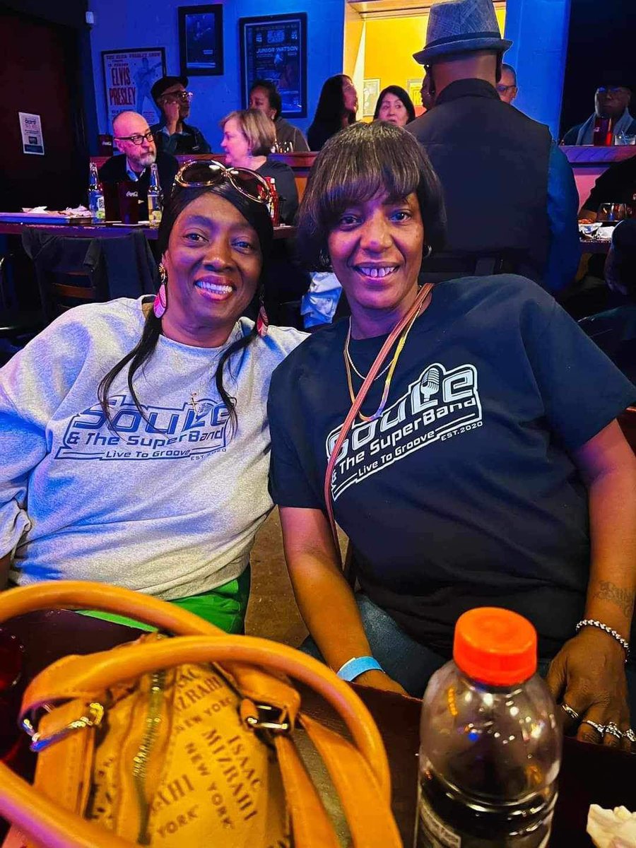 SuperBandMusic's tweet photo. The ultimate must-have for all music enthusiasts and fashion aficionados: SouLe &amp; The SuperBand's Signature Logo T-Shirts!

🎵 Elevate Your Style, Amplify Your Passion 🎵

https://t.co/q5lBGoxUs1

#merchonmonday https://t.co/IFQf36J1D0