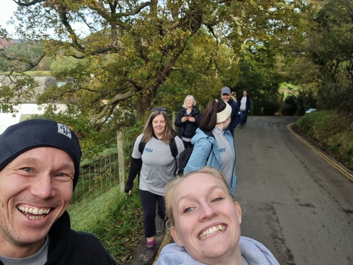 Simon English tweet media