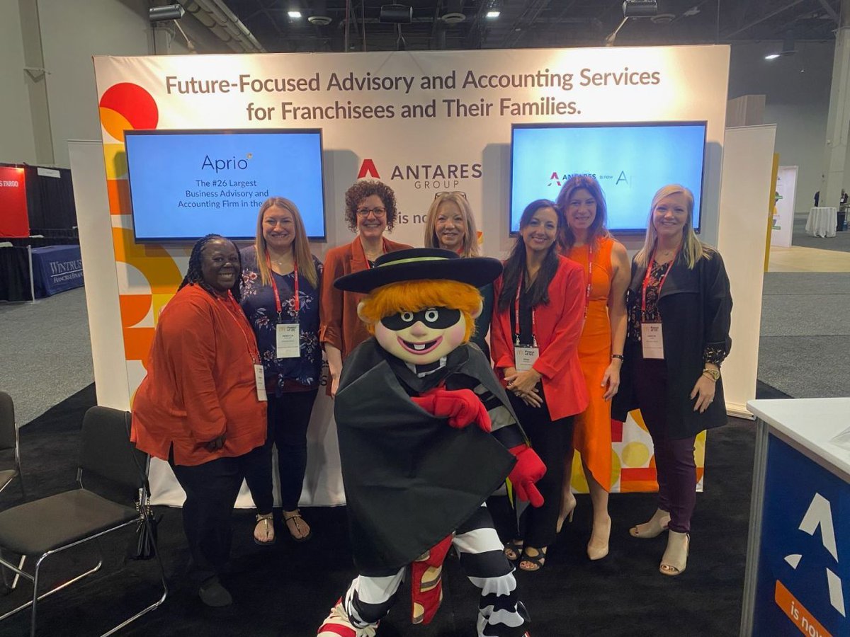 AprioAdvisors's tweet image. It was a fun time sharing the news of our combination with Antares Group with clients and other special guests at the McDonald's NFOM! 

#OneAprio #franchisees #restaurants