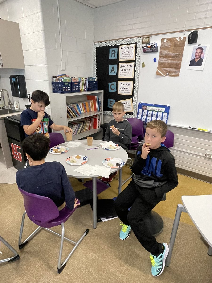 Julie Hoehing tweet media